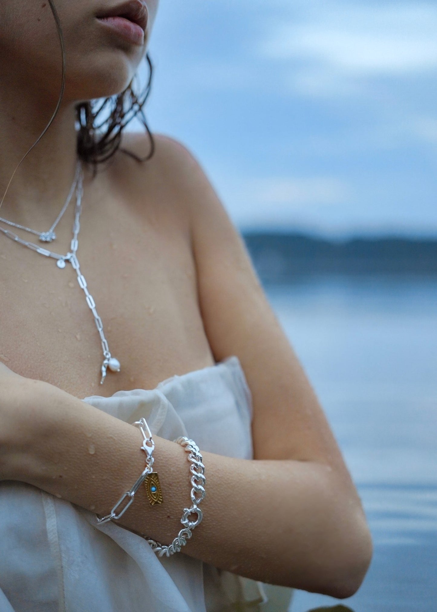 Oia Paperclip Bracelet - Espace Skins Montreal