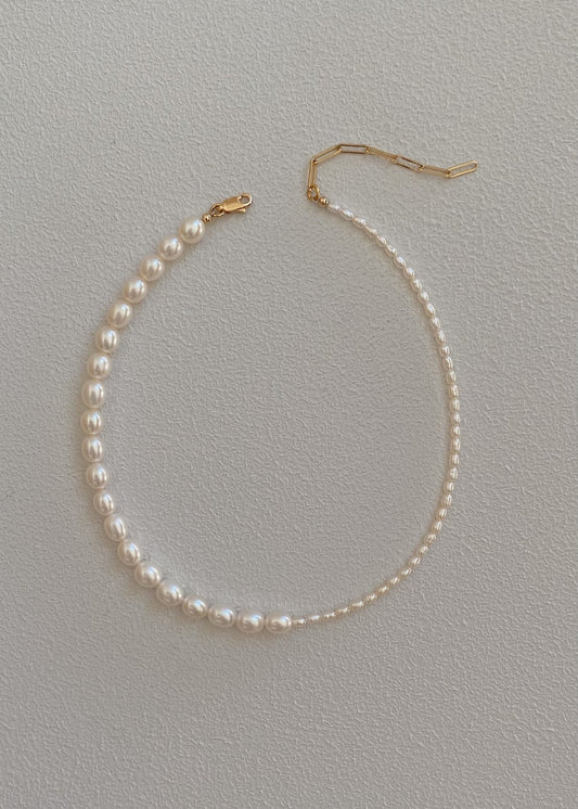 Salty Pearl Choker - Espace Skins Montreal
