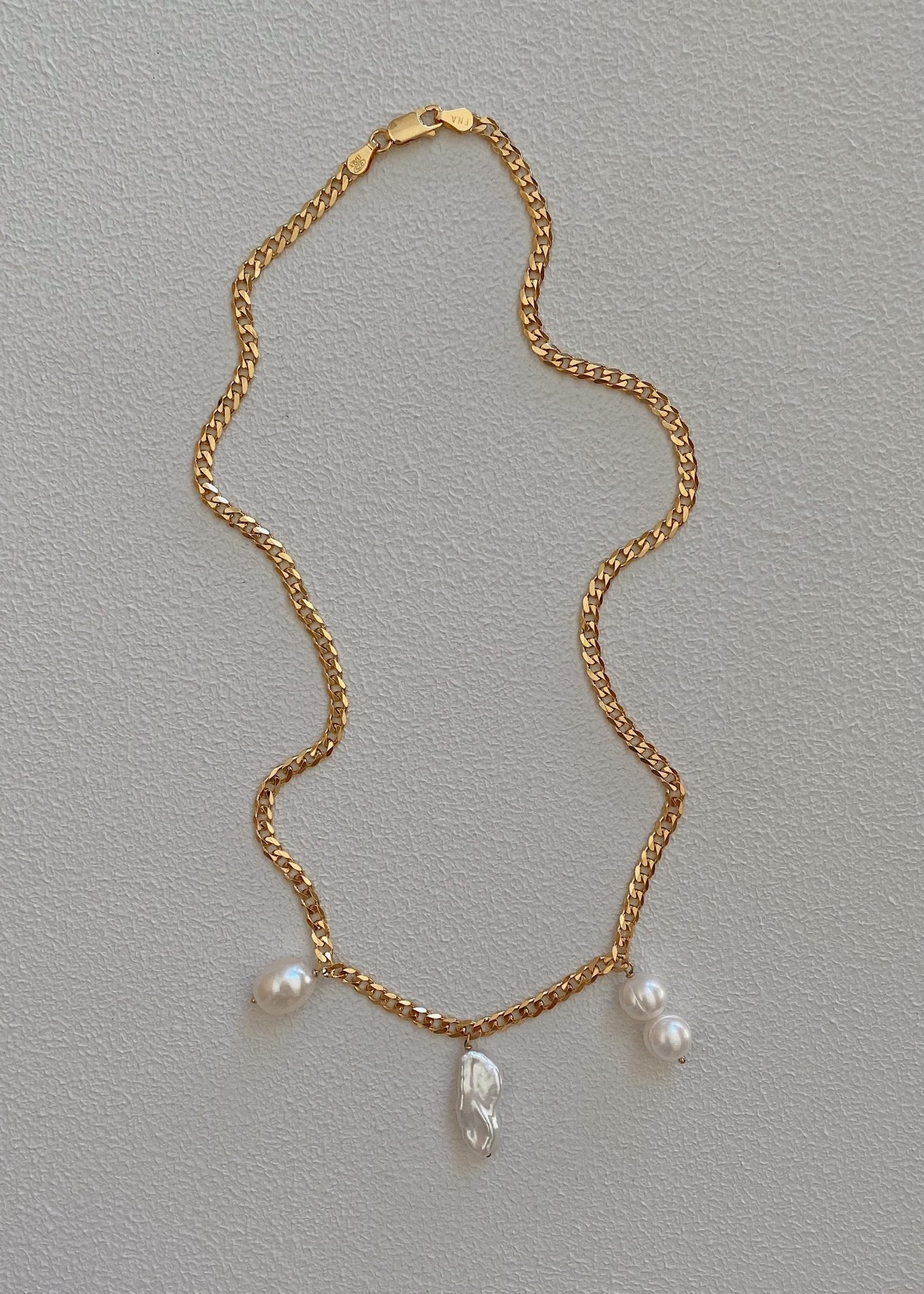 Before Sunrise Gold Necklace - Espace Skins Montreal