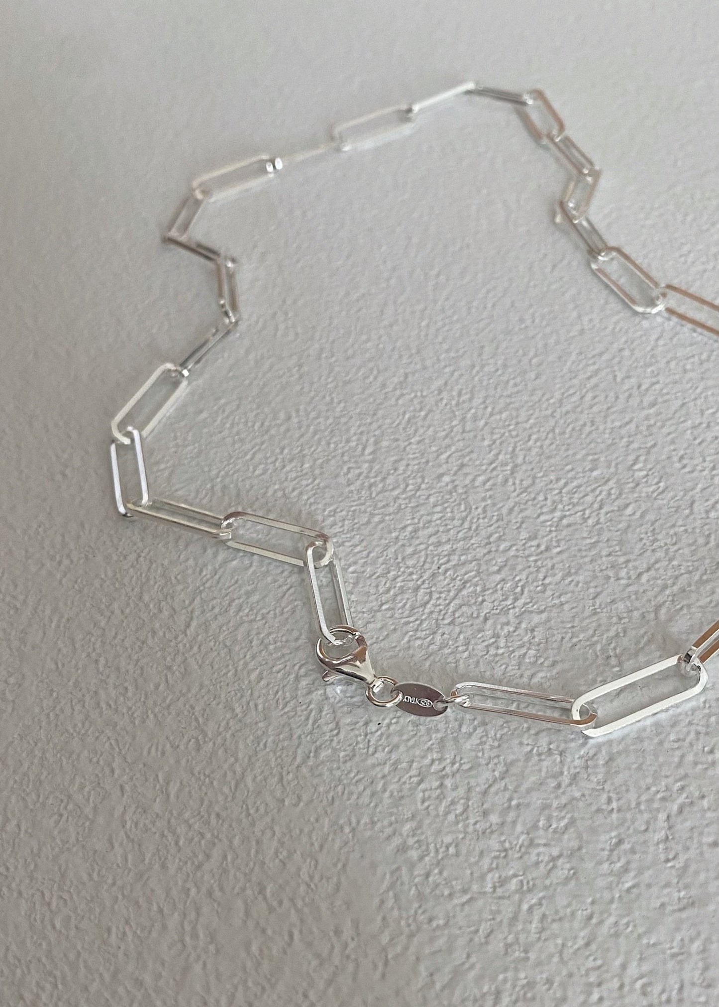 Silver chunky paperclip necklace - Espace Skins Montreal